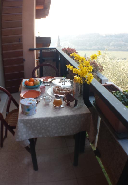 Olivella Bed and Breakfast Mezzane di Sotto Zewnętrze zdjęcie